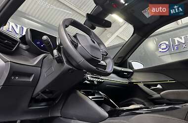 Внедорожник / Кроссовер Peugeot 2008 2024 в 