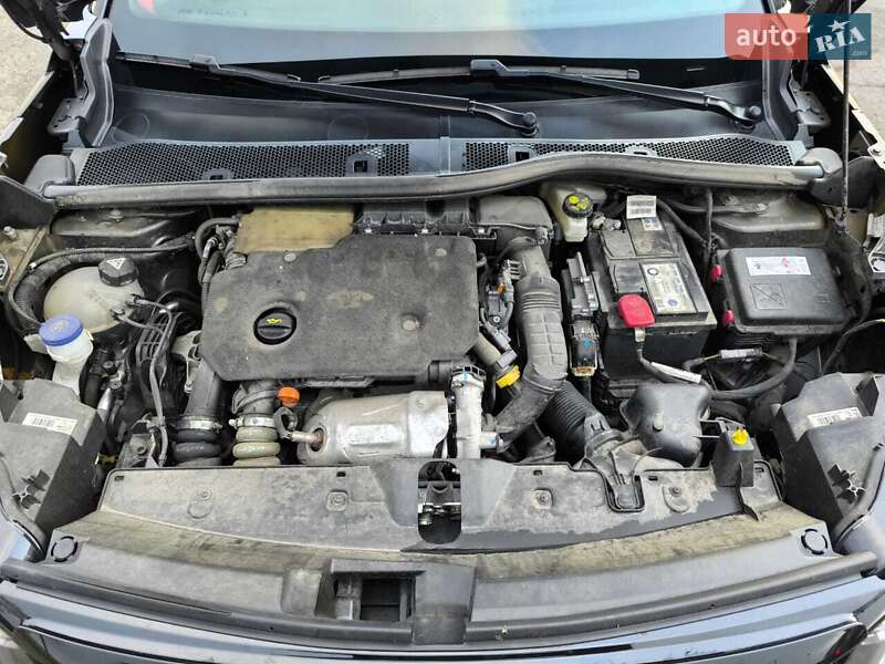 Внедорожник / Кроссовер Peugeot 2008 2021 в Киеве фото 21 Внедорожник / Кроссовер Peugeot 2008 2021 в Киеве