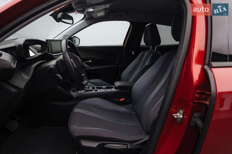 Внедорожник / Кроссовер Peugeot 2008 2020 в Киеве фото 3 Внедорожник / Кроссовер Peugeot 2008 2020 в Киеве