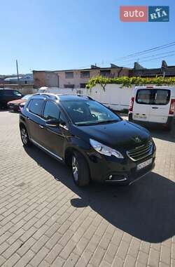 Внедорожник / Кроссовер Peugeot 2008 2014 в Черновцах