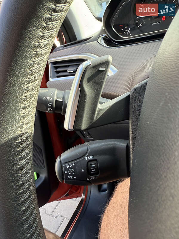 Позашляховик / Кросовер Peugeot 2008 2014 в Хмельницькому