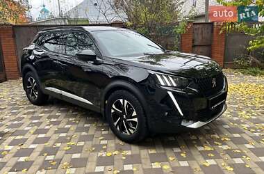 Внедорожник / Кроссовер Peugeot 2008 2020 в Киеве