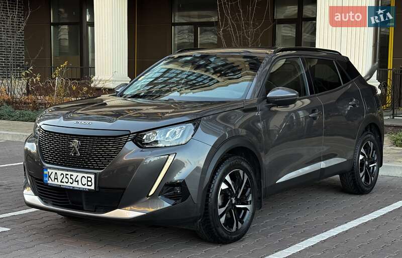 Внедорожник / Кроссовер Peugeot 2008 2021 в Киеве