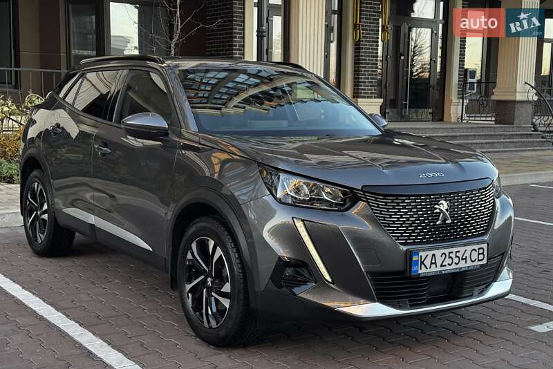 Внедорожник / Кроссовер Peugeot 2008 2021 в Киеве