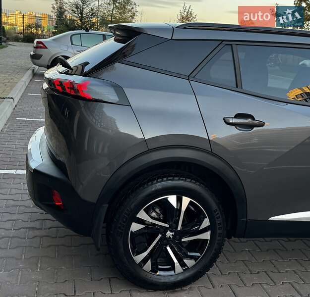 Внедорожник / Кроссовер Peugeot 2008 2021 в Киеве