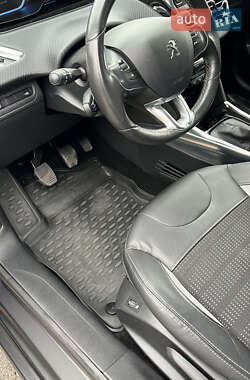Позашляховик / Кросовер Peugeot 2008 2013 в Бердичеві