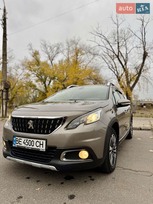 Внедорожник / Кроссовер Peugeot 2008 2017 в Николаеве