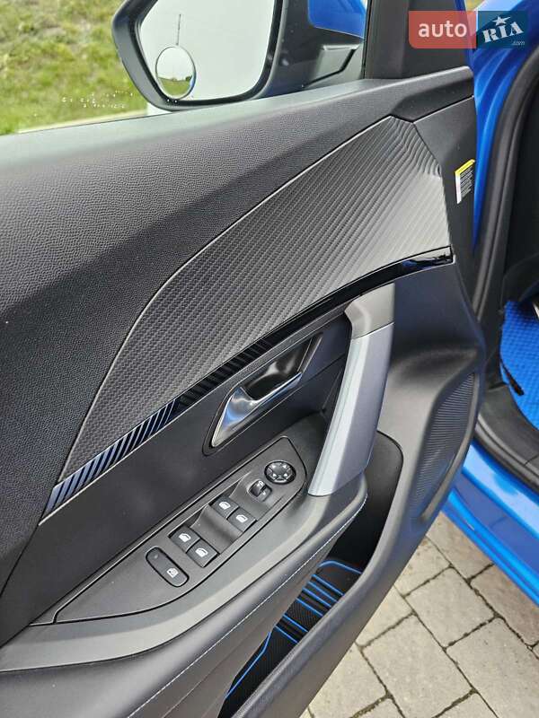 Позашляховик / Кросовер Peugeot 2008 2020 в Стрию