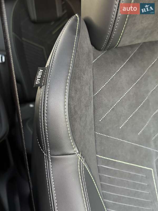 Позашляховик / Кросовер Peugeot 2008 2023 в Києві фото 39 Позашляховик / Кросовер Peugeot 2008 2023 в Києві