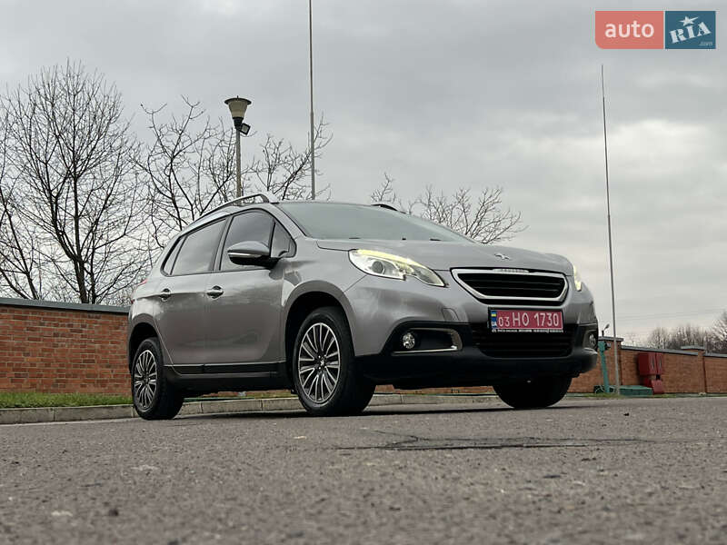 Внедорожник / Кроссовер Peugeot 2008 2015 в Дрогобыче