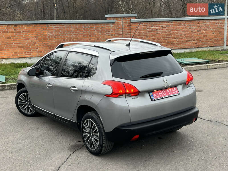 Внедорожник / Кроссовер Peugeot 2008 2015 в Дрогобыче