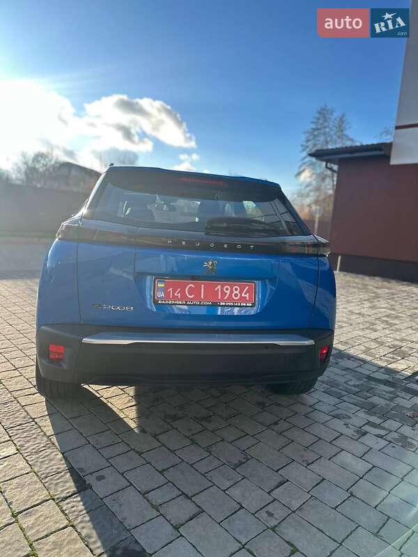 Позашляховик / Кросовер Peugeot 2008 2020 в Івано-Франківську