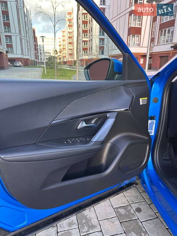 Позашляховик / Кросовер Peugeot 2008 2020 в Івано-Франківську