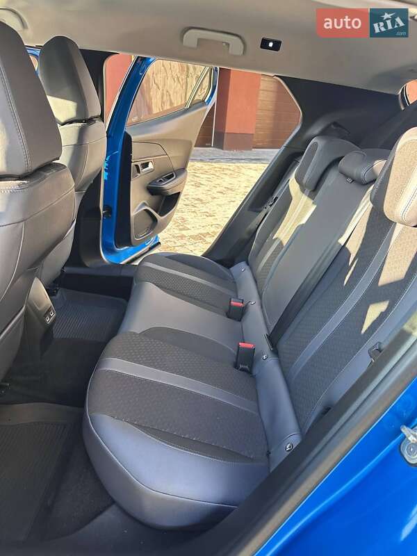 Позашляховик / Кросовер Peugeot 2008 2020 в Івано-Франківську