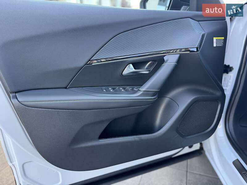 Внедорожник / Кроссовер Peugeot 2008 2023 в Киеве