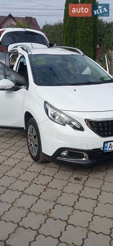 Внедорожник / Кроссовер Peugeot 2008 2017 в Луцке фото 4 Внедорожник / Кроссовер Peugeot 2008 2017 в Луцке