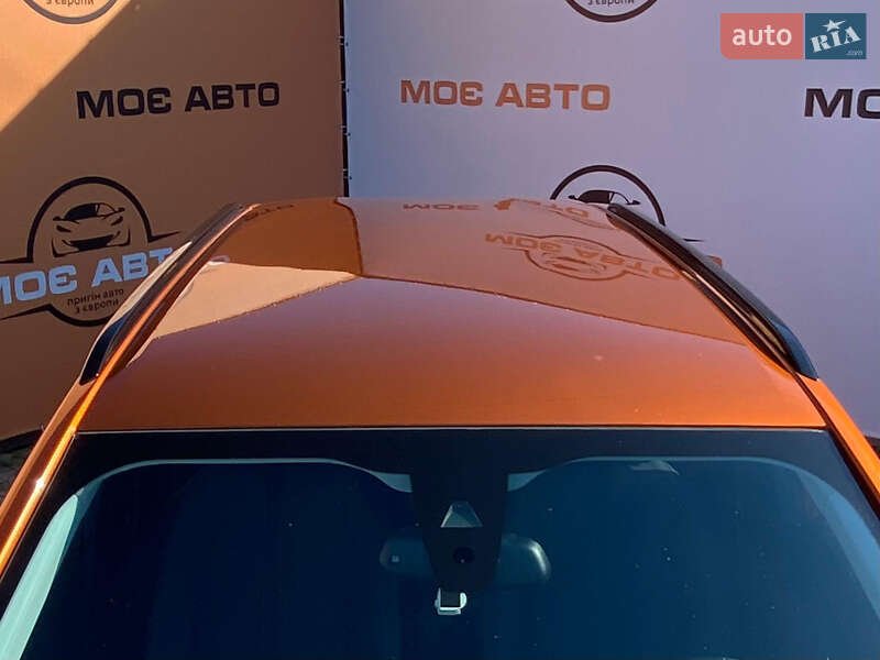 Внедорожник / Кроссовер Peugeot 2008 2021 в Ровно