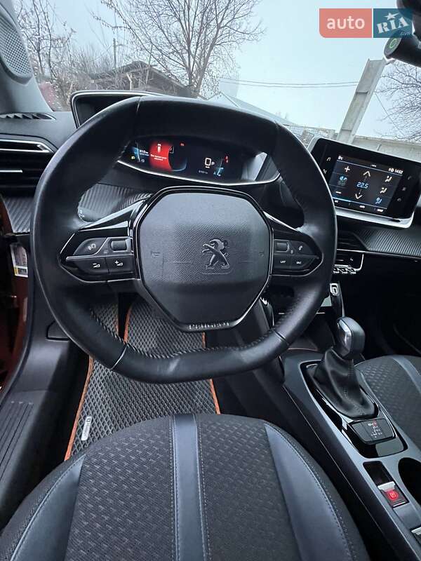 Внедорожник / Кроссовер Peugeot 2008 2020 в Харькове