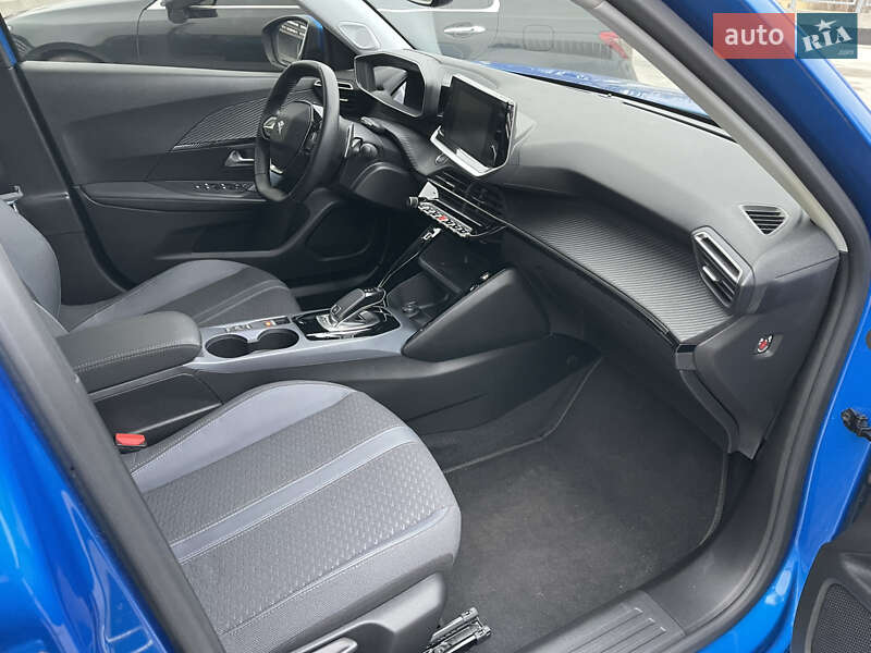 Позашляховик / Кросовер Peugeot 2008 2021 в Києві