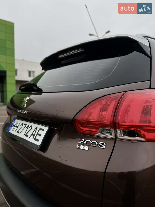 Внедорожник / Кроссовер Peugeot 2008 2015 в Одессе