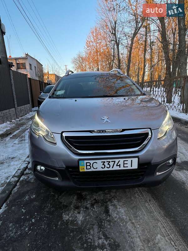 Позашляховик / Кросовер Peugeot 2008 2014 в Львові