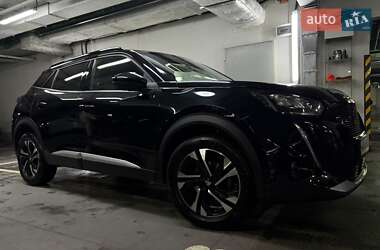 Внедорожник / Кроссовер Peugeot 2008 2021 в Киеве