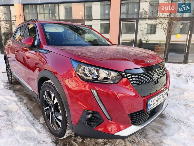 Внедорожник / Кроссовер Peugeot 2008 2020 в Луцке