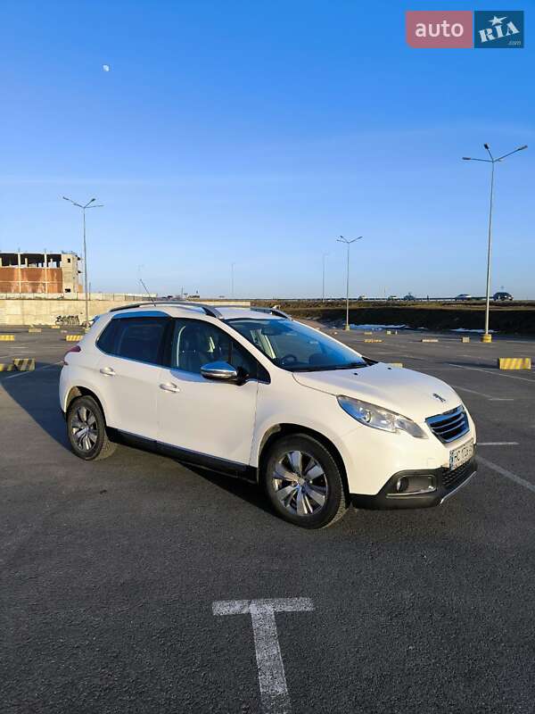 Внедорожник / Кроссовер Peugeot 2008 2014 в Львове