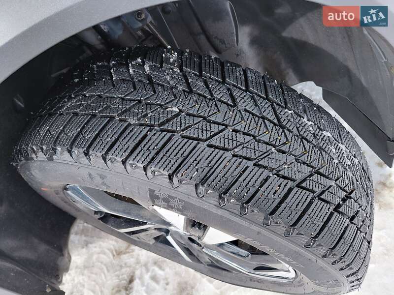 Внедорожник / Кроссовер Peugeot 2008 2021 в Шостке