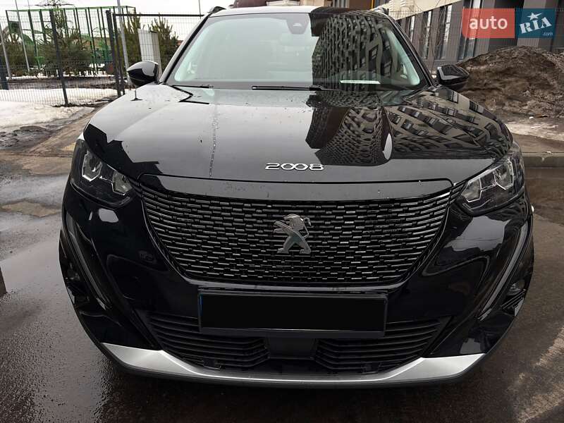 Внедорожник / Кроссовер Peugeot 2008 2021 в Киеве фото Внедорожник / Кроссовер Peugeot 2008 2021 в Киеве