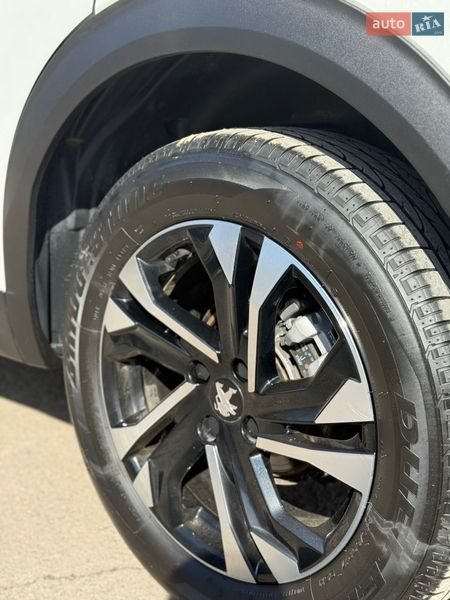 Внедорожник / Кроссовер Peugeot 2008 2020 в Львове