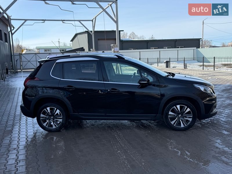 Внедорожник / Кроссовер Peugeot 2008 2017 в Тернополе