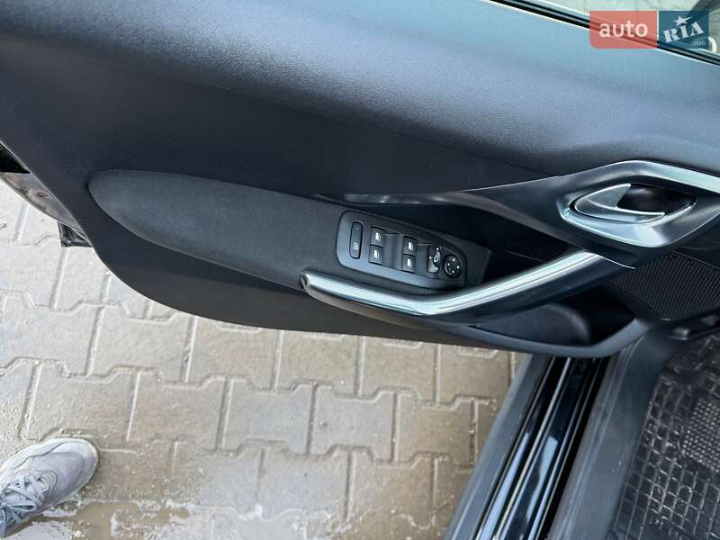 Внедорожник / Кроссовер Peugeot 2008 2017 в Тернополе