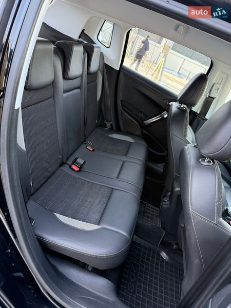 Внедорожник / Кроссовер Peugeot 2008 2017 в Тернополе