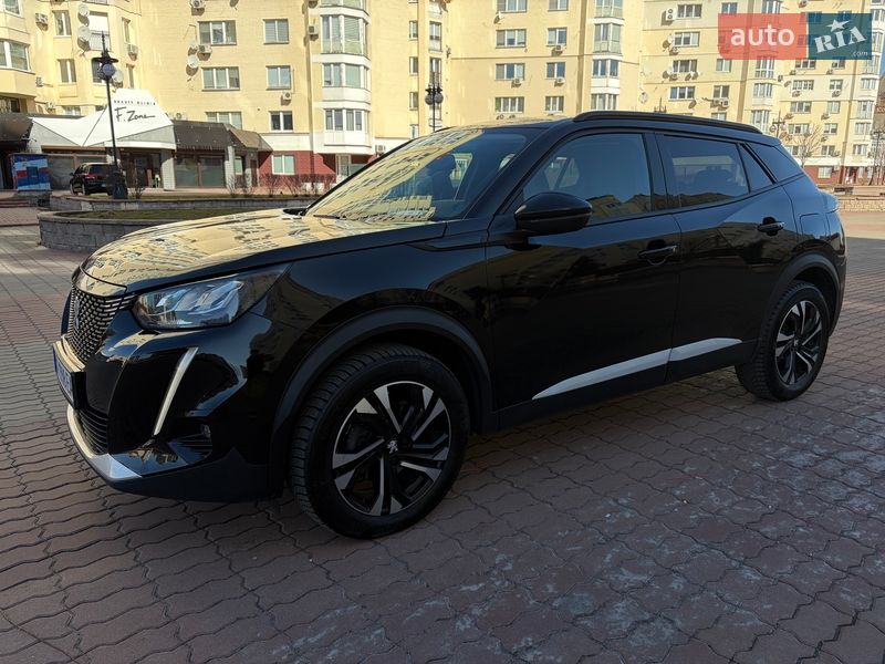 Внедорожник / Кроссовер Peugeot 2008 2021 в Киеве