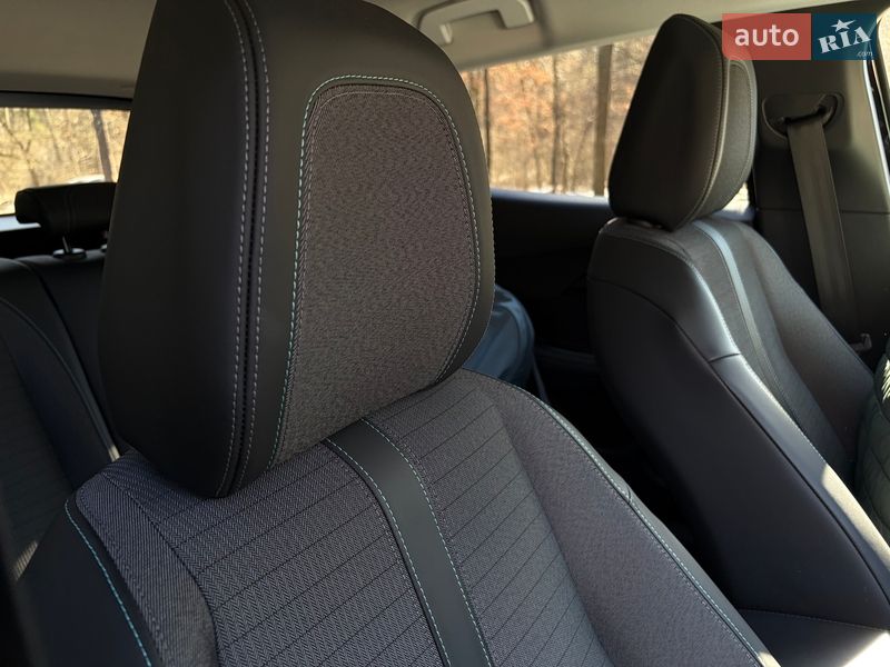 Внедорожник / Кроссовер Peugeot 2008 2021 в Киеве