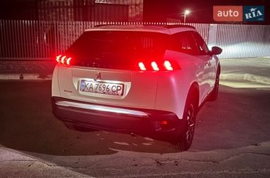 Внедорожник / Кроссовер Peugeot 2008 2020 в Киеве