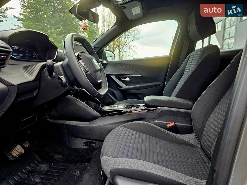 Внедорожник / Кроссовер Peugeot 2008 2024 в Самборе фото 21 Внедорожник / Кроссовер Peugeot 2008 2024 в Самборе