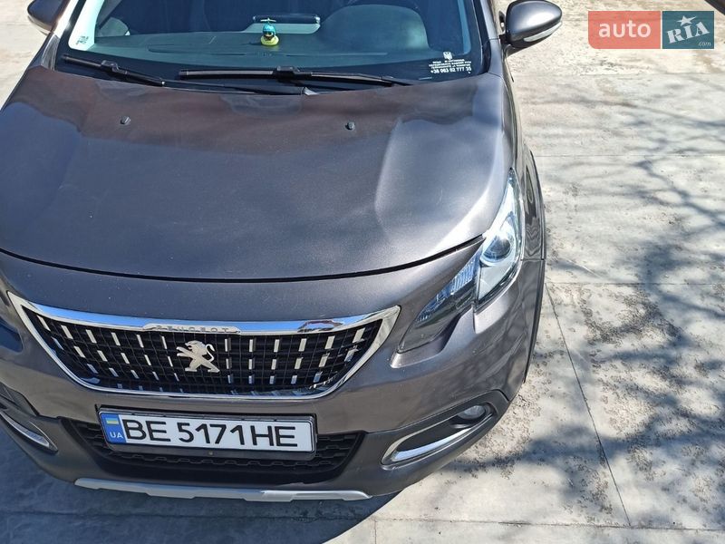 Внедорожник / Кроссовер Peugeot 2008 2016 в Николаеве