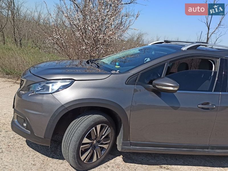 Внедорожник / Кроссовер Peugeot 2008 2016 в Николаеве