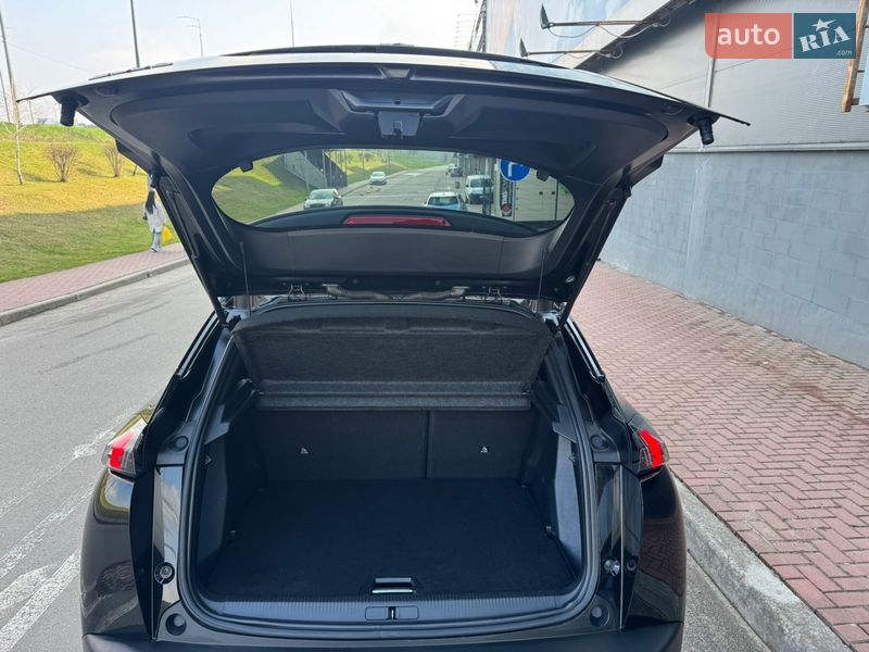 Позашляховик / Кросовер Peugeot 2008 2020 в Києві
