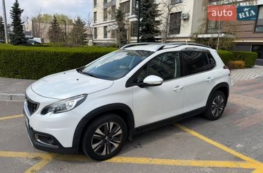 Внедорожник / Кроссовер Peugeot 2008 2017 в Киеве