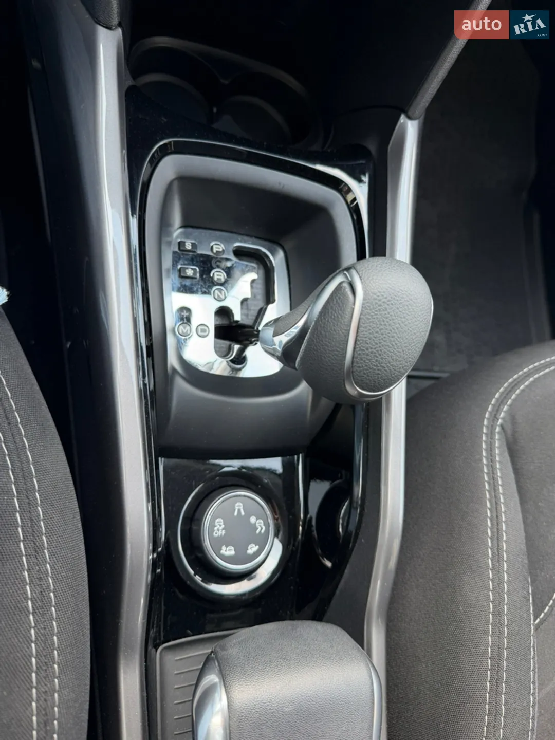 Peugeot 2008 2017 VIN VF3CUHNVTHY086316 фото оголошення 11 з 12