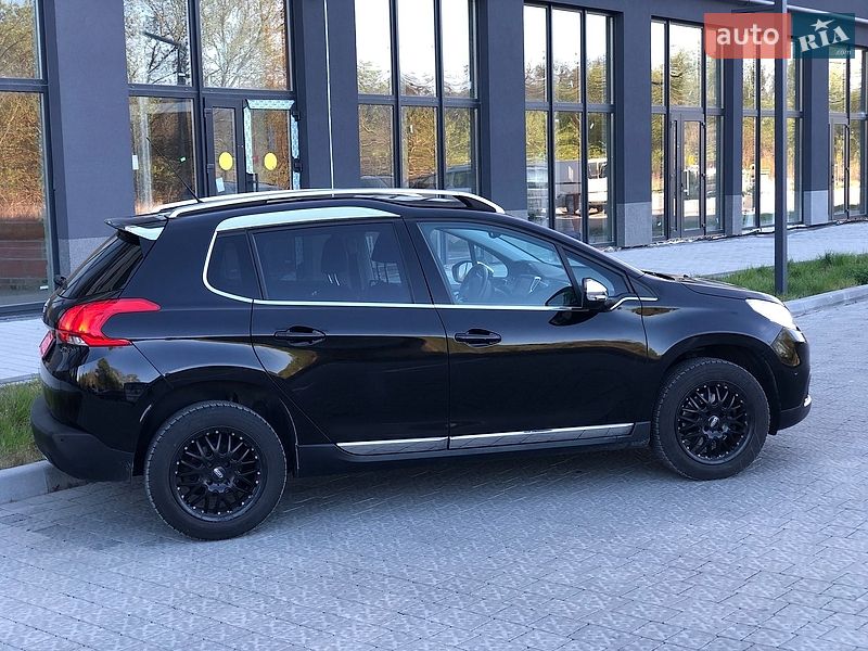 Внедорожник / Кроссовер Peugeot 2008 2014 в Львове