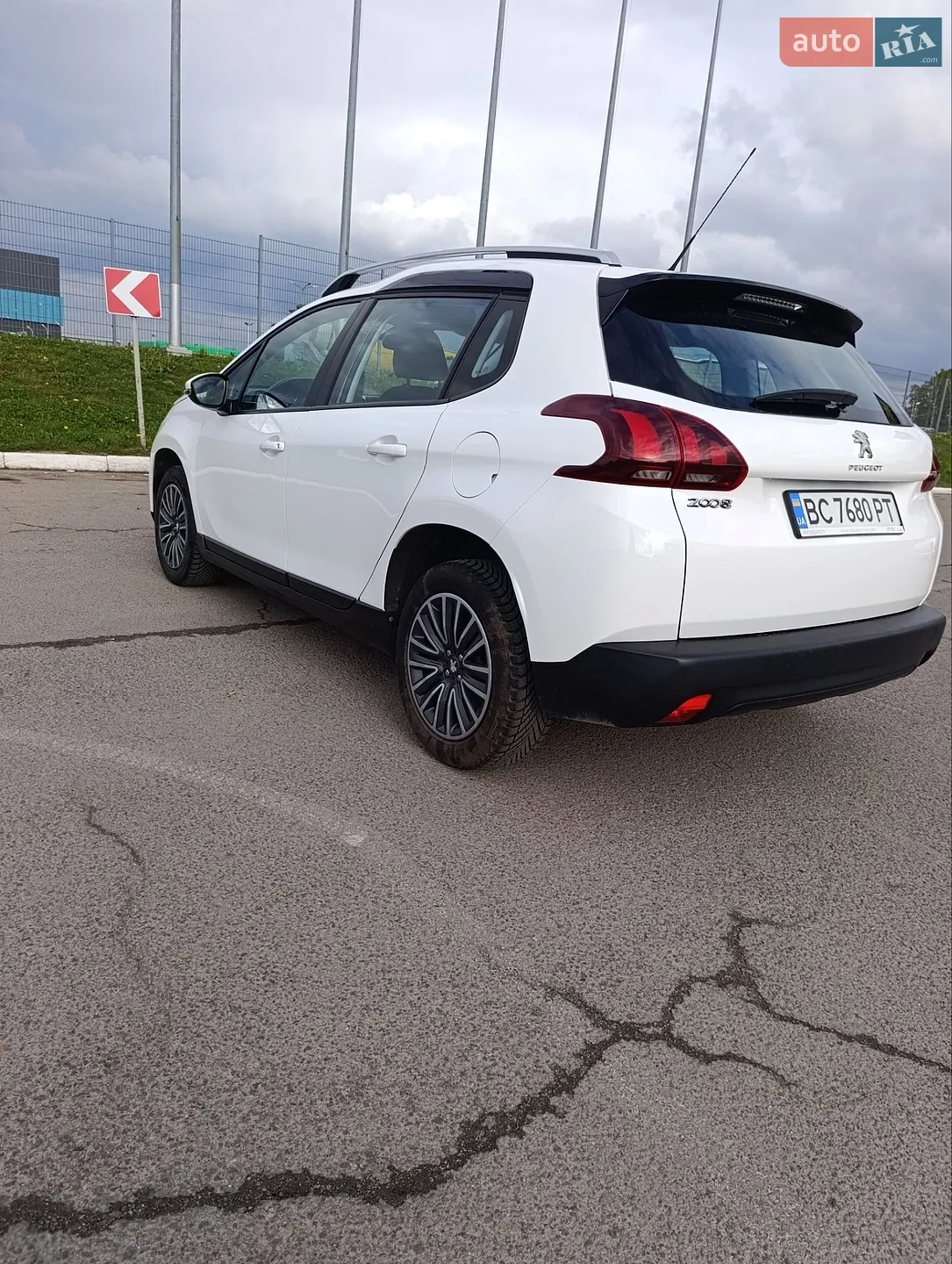 2018 Peugeot 2008 - мініатюра 8