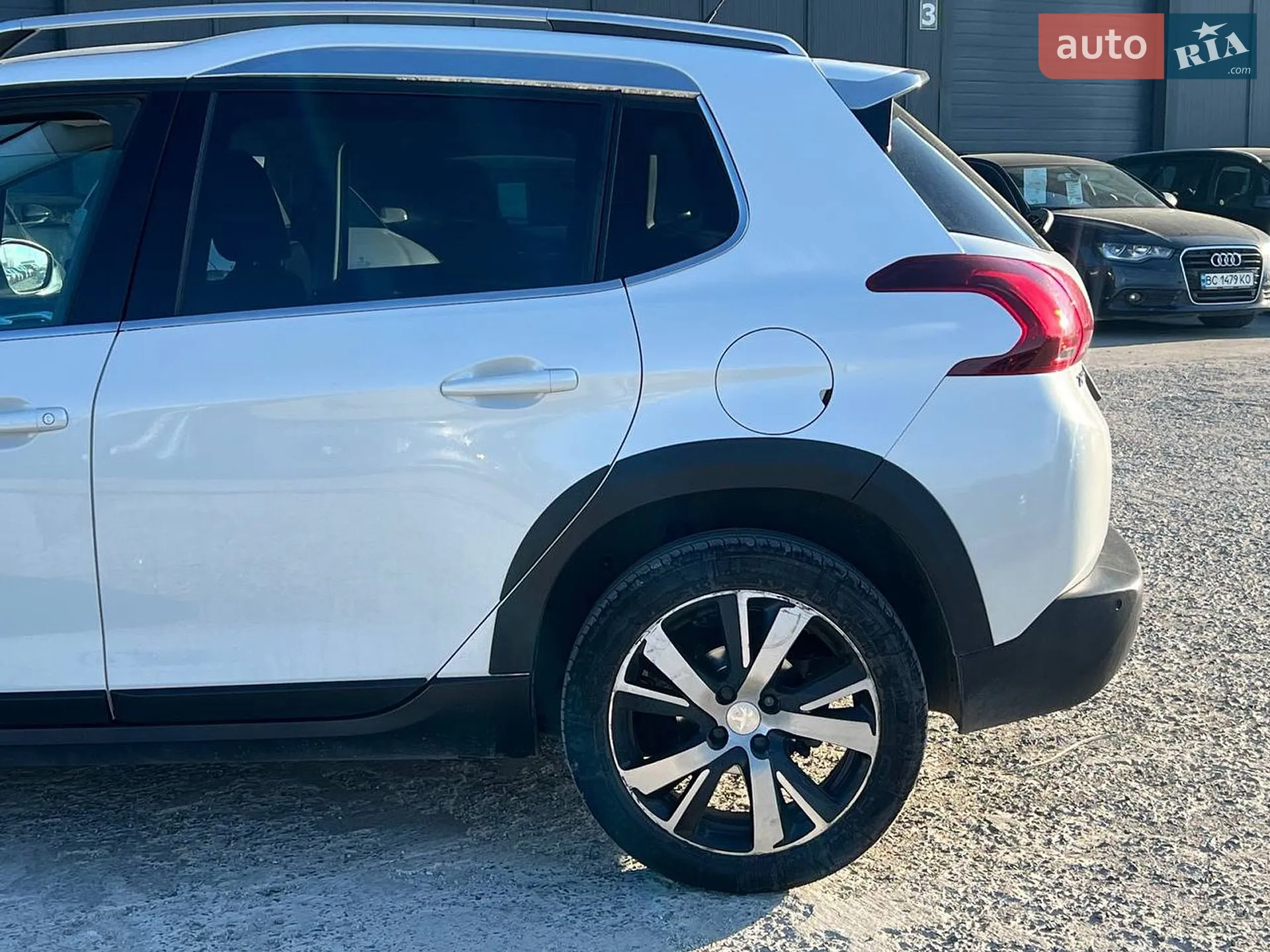 2019 Peugeot 2008 - мініатюра 4