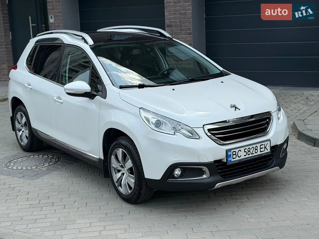 2014 Peugeot 2008 - мініатюра 11