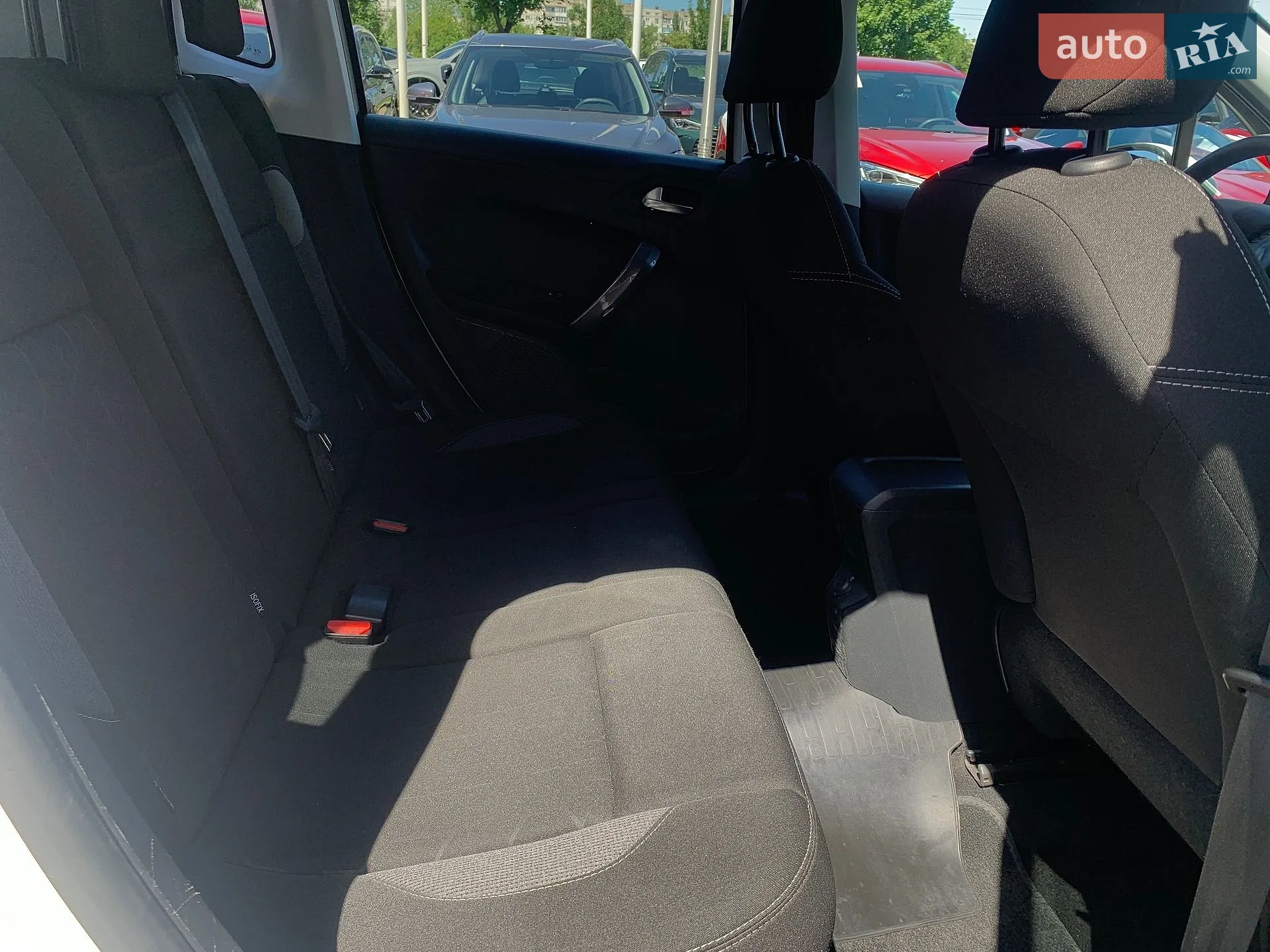 2018 Peugeot 2008 - мініатюра 12