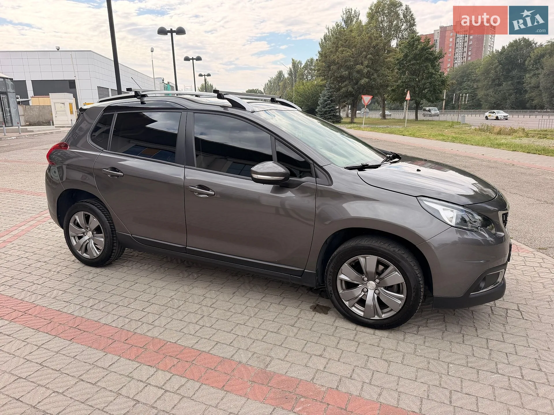2019 Peugeot 2008 - мініатюра 8