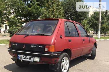 Хэтчбек Peugeot 205 1988 в Калуше
